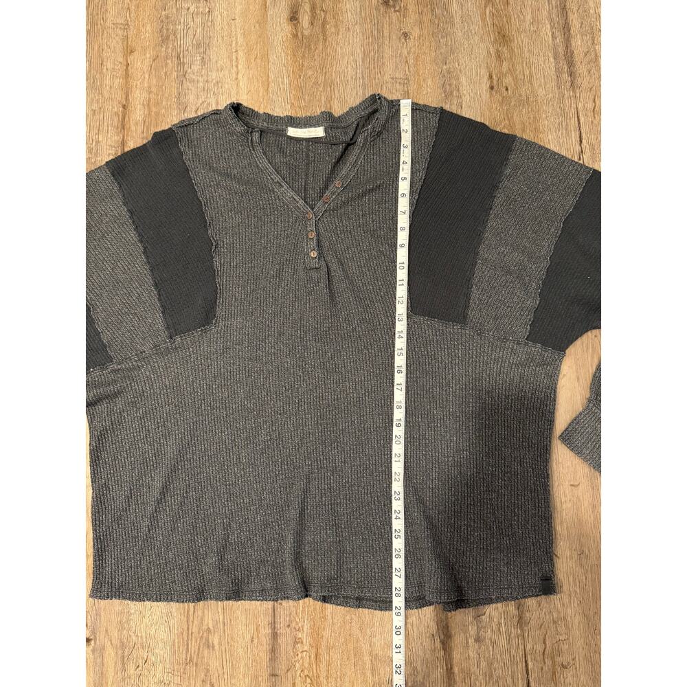 Free People Womens Callisto Pieced Henley Size Large - Picture 8 of 9